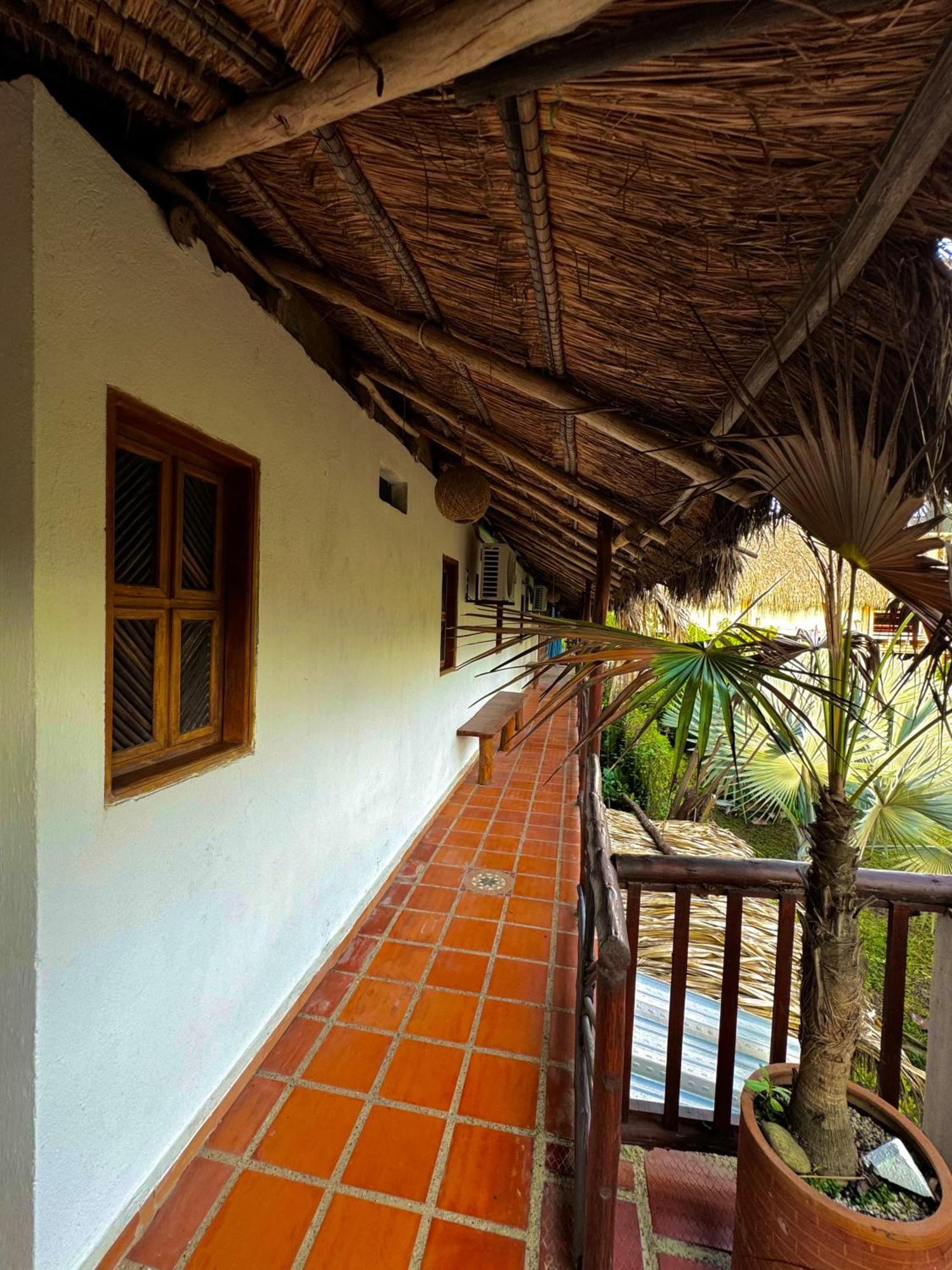 Hostal Nibuni Palomino Exterior photo
