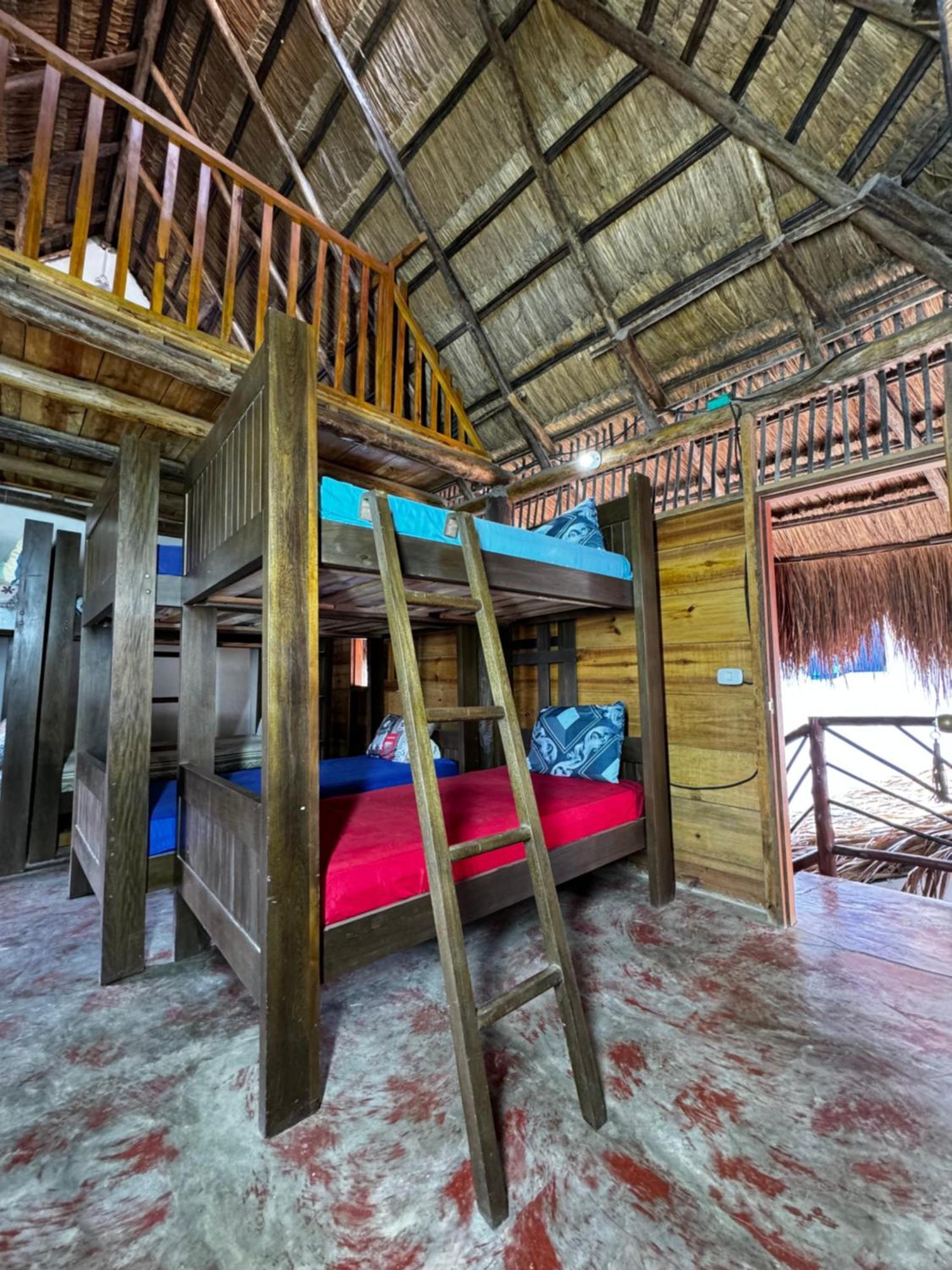 Hostal Nibuni Palomino Exterior photo
