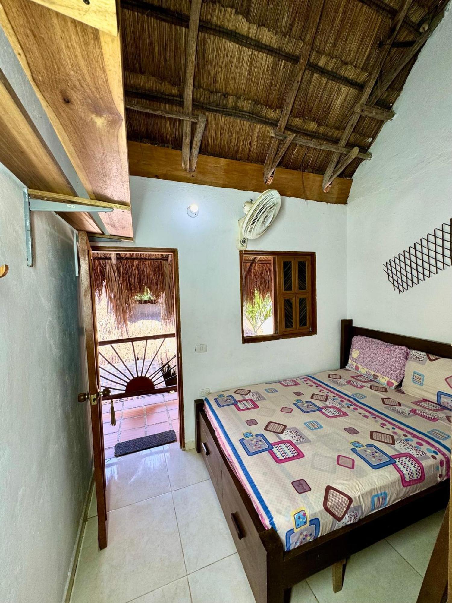 Hostal Nibuni Palomino Exterior photo